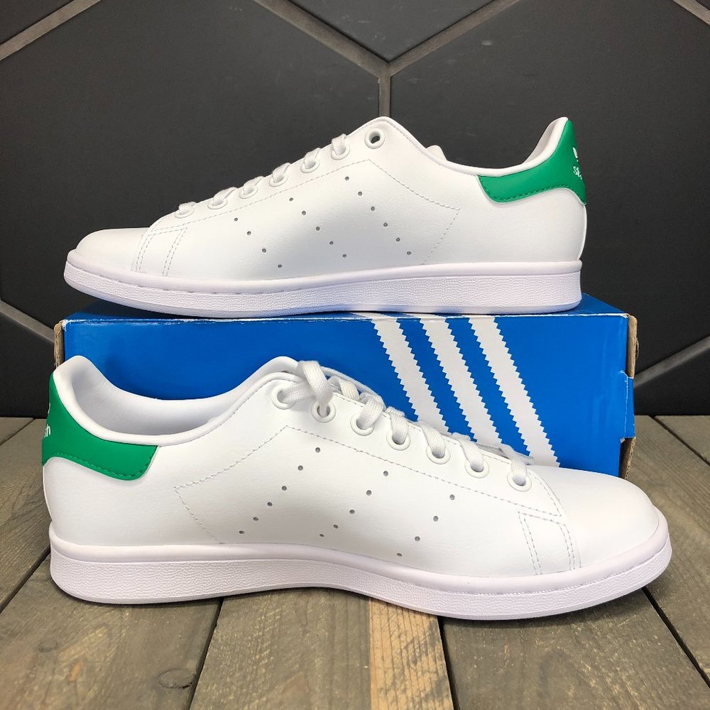 Adidas Stan Smith J White Green (Multiple Sizes) - Picture 2 of 5